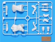 TAMIYA 1/14 TRACTOR TRUCK DRIVER FIGURE (UNPAINTED) MODEL KIT 56536